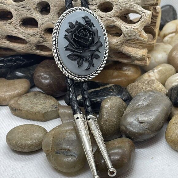 Black Gray Rose Wedding Cameo Pendant Bolo Lariat Tie Victorian Fathers day dad - Picture 1 of 8